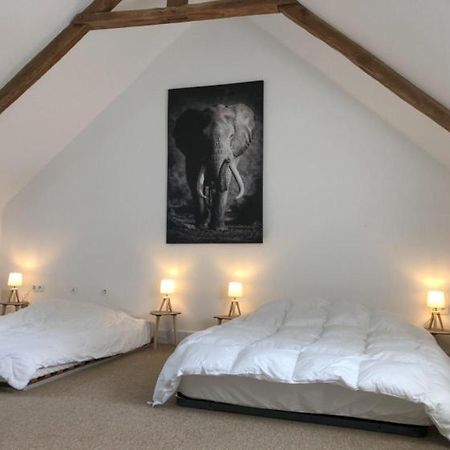Merveilleux Cottage Dans Parc De 7,5 Hectares Saint-Nicolas-du-Pélem Exterior foto